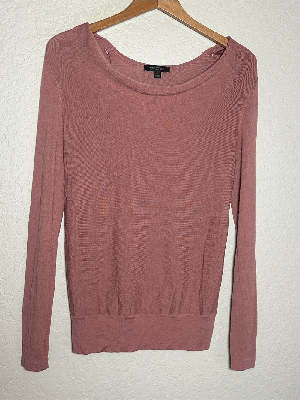 Ann Taylor Dusty Rose Merino Wool Sweater Boat Neck Minimalist Lightweight